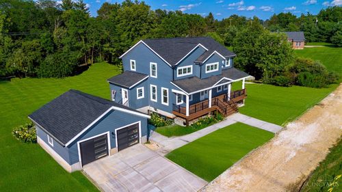 8303 Zoar Rd, Loveland, OH, 45140-6688 | Card Image