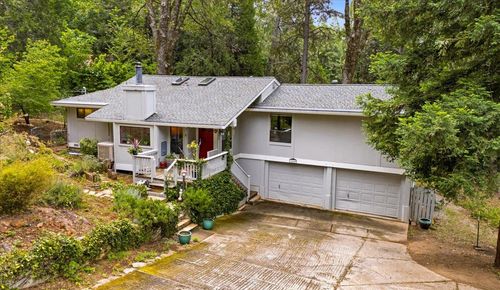 12669 Greenfields Way, Grass Valley, CA, 95945-9017 | Card Image