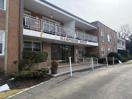 a-21-601 Chestnut St, Cedarhurst, NY, 11516-2235 | Card Image