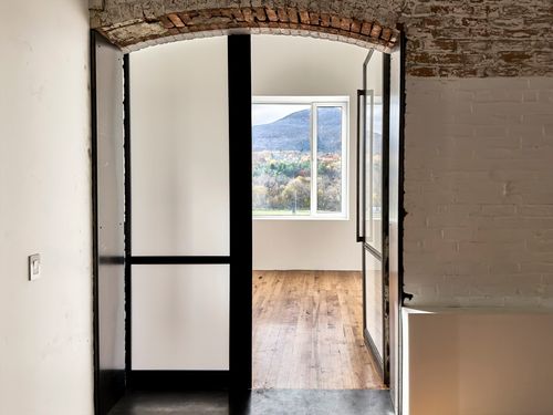 unit-402-520 State Rd, North Adams, MA, 01247-3093 | Card Image