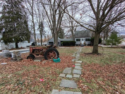 b-1125 Molitor Rd, Aurora, IL, 60505-1117 | Card Image