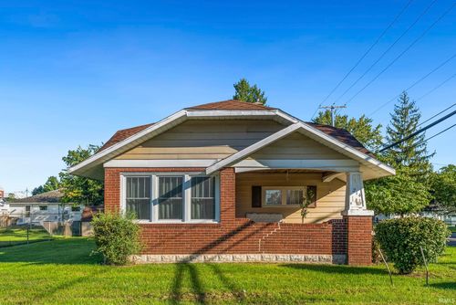 214 E Huntington Street, North Webster, IN, 46555 | Card Image