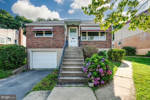 3521 Chestnut St, READING, PA, 19605-2003 | Card Image
