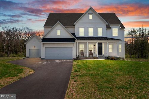 1033 Smyth Ln, Pennsburg, PA, 18073-2229 | Card Image