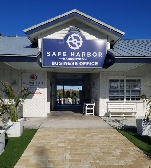 2010 Harbortown Dr, Fort Pierce, FL, 34946-1451 | Card Image