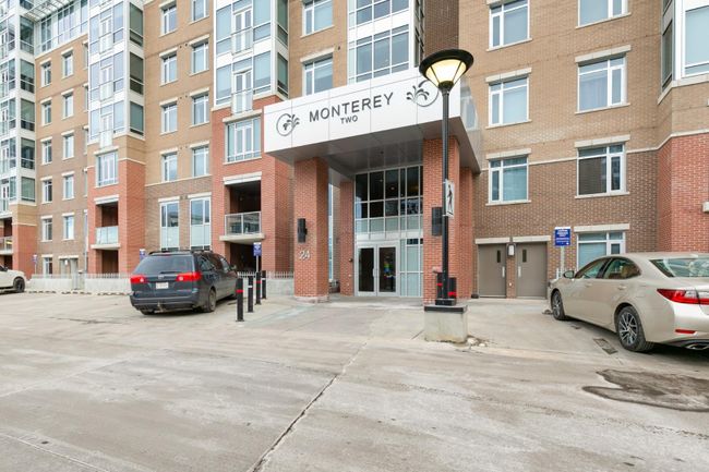 107 - 24 Varsity Estates Circle Nw, Home with 1 bedrooms, 1 bathrooms and 1 parking in Calgary AB | Image 1