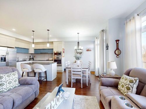 3-402 Highlands Blvd W, Lethbridge, AB, T1J5K5 | Card Image