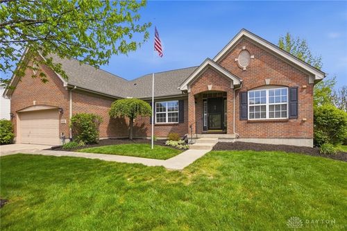 6899 Evergreen Cir, Huber Heights, OH, 45424-3992 | Card Image