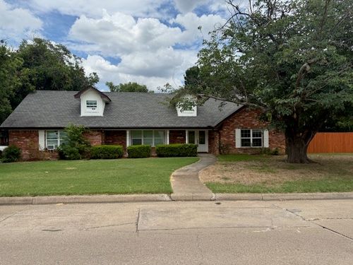 5457 Wedgmont Cir N, Fort Worth, TX, 76133-2639 | Card Image