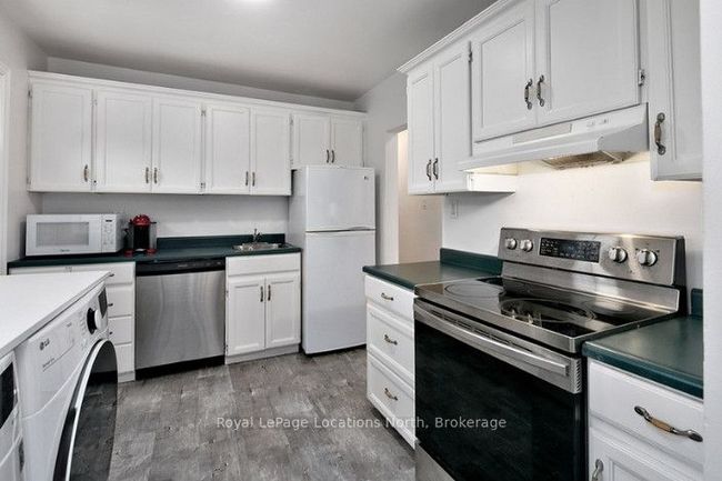 635 Oak St, House other with 5 bedrooms, 2 bathrooms and 3 parking in Collingwood ON | Image 7