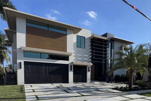 4910 Ne 27th Ave, Lighthouse Point, FL, 33064-7803 | Card Image