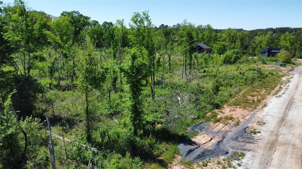 Land in Broken Bow
