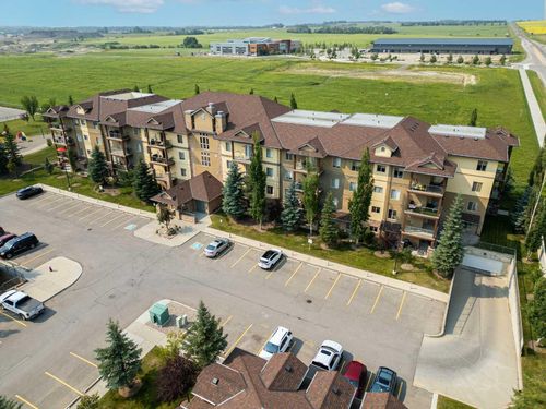 4203-92 Crystal Shores Rd, Okotoks, AB, T1S2N2 | Card Image