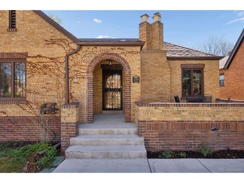 1390 Eudora St, Denver, CO, 80220-2521 | Card Image