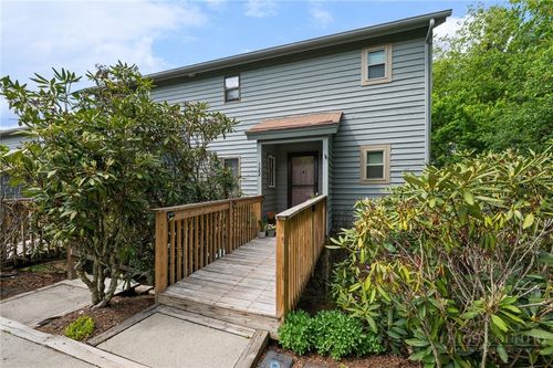 2a-4-122 Village Dr, Boone, NC, 28607-7925 | Card Image