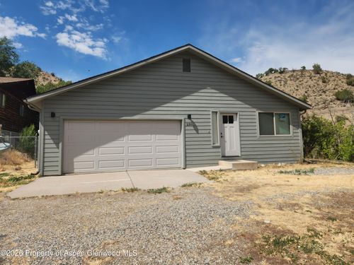 230 S E Ave, New Castle, CO, 81647-9772 | Card Image
