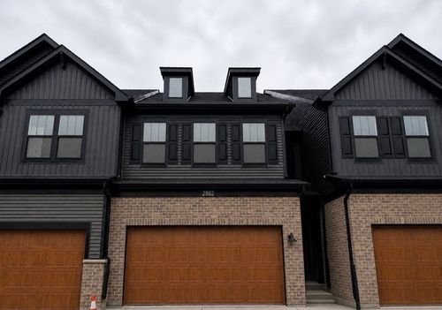 2892 Preserve Cir, Aurora, IL, 60502-4610 | Card Image