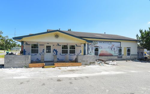 405 S Shelfer St, Quincy, FL, 32351-3548 | Card Image