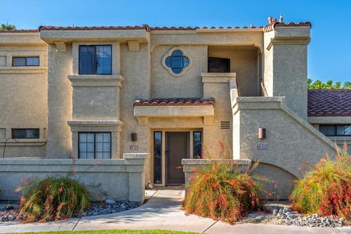 68117 Lakeland Dr, Cathedral City, CA, 92234-6712 | Card Image