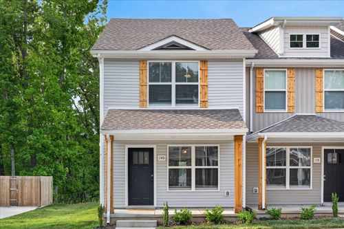 140 Quarry Point Dr, Clarksville, TN, 37043 | Card Image