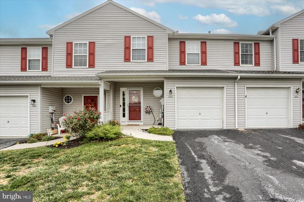 Wooded Pond Dr, Harrisburg, PA 17111