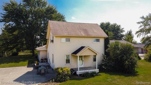 11569 Hill Rd, Riley, MI, 48041-1909 | Card Image