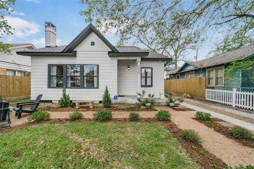 4030 Pineridge St, Houston, TX, 77009-5233 | Card Image