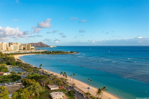 apt-3000-1108 Auahi St, Honolulu, HI, 96814-4975 | Card Image