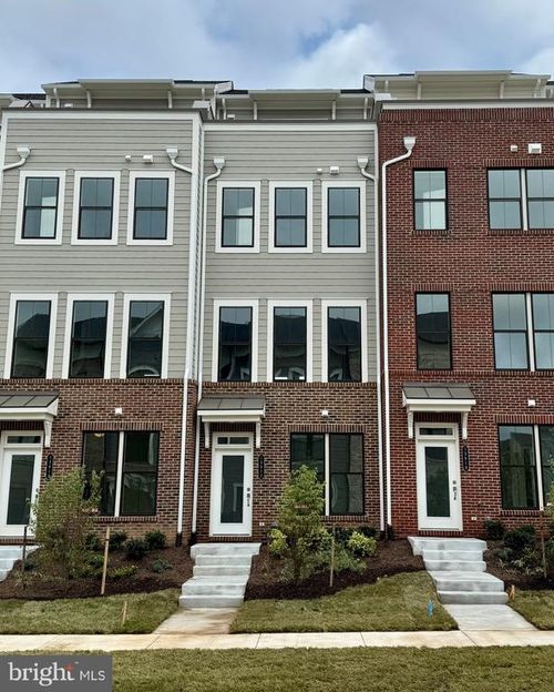 13817 Chrisswind Ave, WOODBRIDGE, VA, 22191 | Card Image