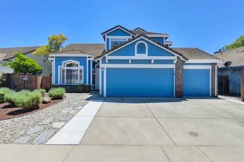 8413 Calleystone Way, Antelope, CA, 95843-5948 | Card Image