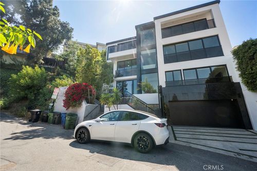 2033 Glencoe, Los Angeles, CA, 90068 | Card Image