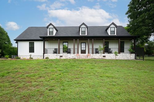 1303 Sycamore Valley Rd, Ashland City, TN, 37015-2844 | Card Image