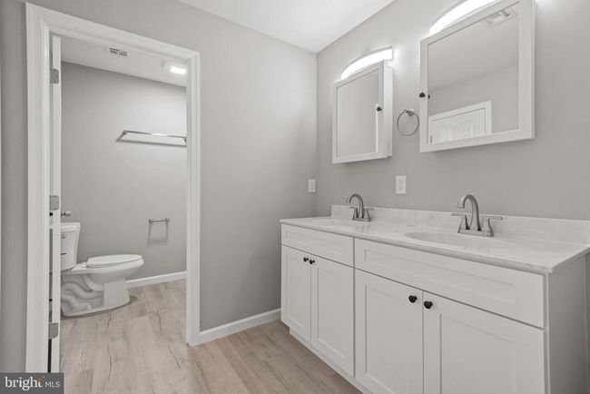 1500 Embassy Dr, Townhouse with 5 bedrooms, 4 bathrooms and null parking in HARRISBURG PA | Image 28