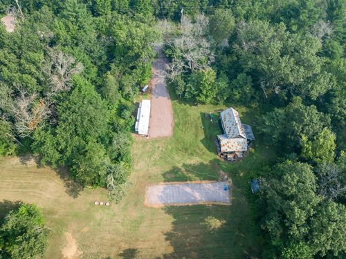 W2313 Loescher Rd, LYNDON STATION, WI, 53944-9368 | Card Image