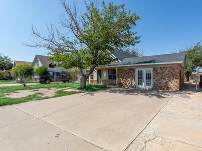 3916 Monty Dr, House other with 4 bedrooms, 2 bathrooms and null parking in Midland TX | Image 3