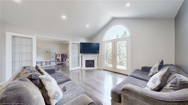 7 Vidal Crt, House other with 4 bedrooms, 4 bathrooms and 4 parking in Grimsby ON | Image 13