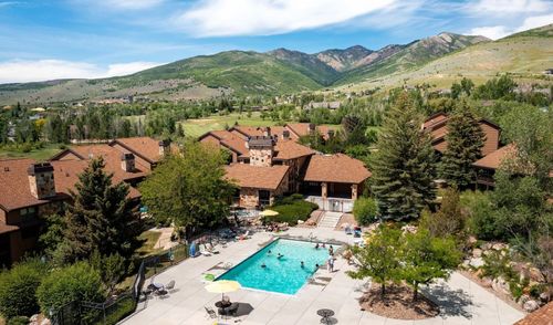 211-3615 Wolf Lodge Dr, Eden, UT, 84310 | Card Image