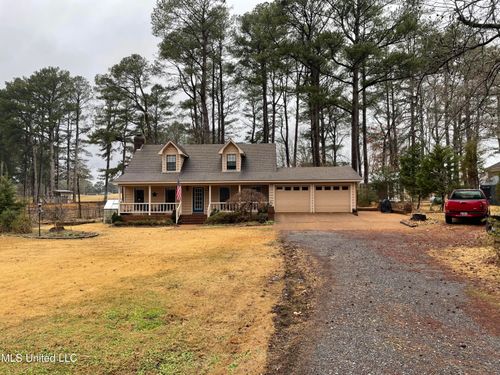 812 Country Club Drive, Senatobia, MS, 38668 | Card Image