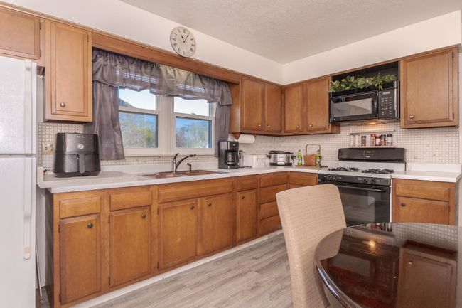 101 N Chatham St, House other with 2 bedrooms, 2 bathrooms and 1 parking in Danvers IL | Image 16