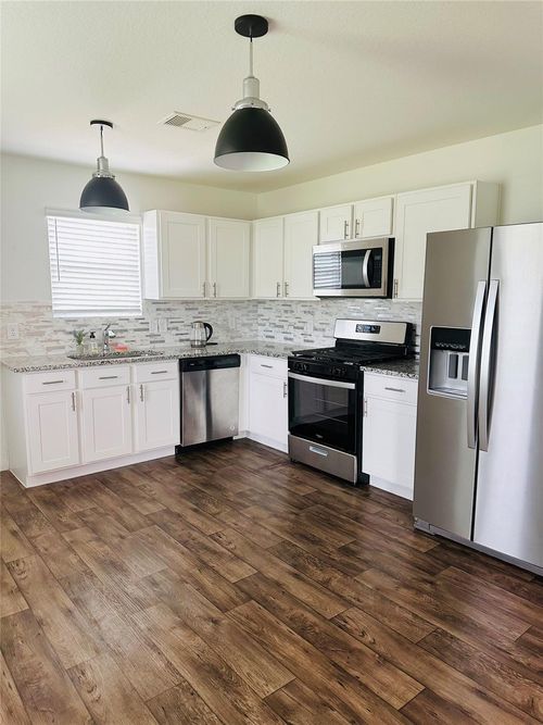 317 Road 5138, Cleveland, TX, 77327-1372 | Card Image