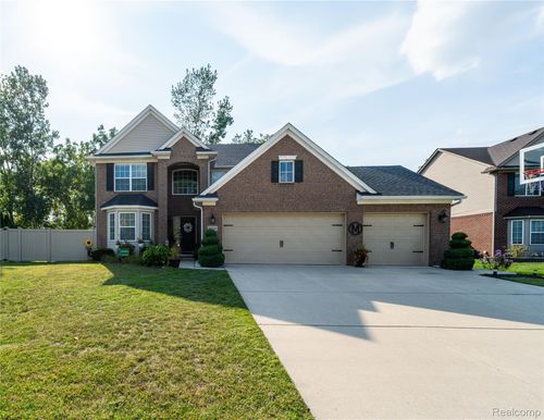 24161 Thorn Dr, Flat Rock, MI, 48134-6037 | Card Image