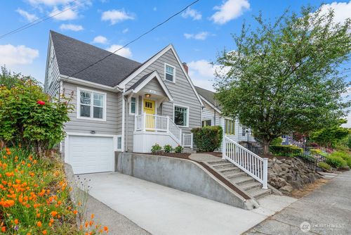 3236 15th Avenue S, Seattle, WA, 98144 | Card Image