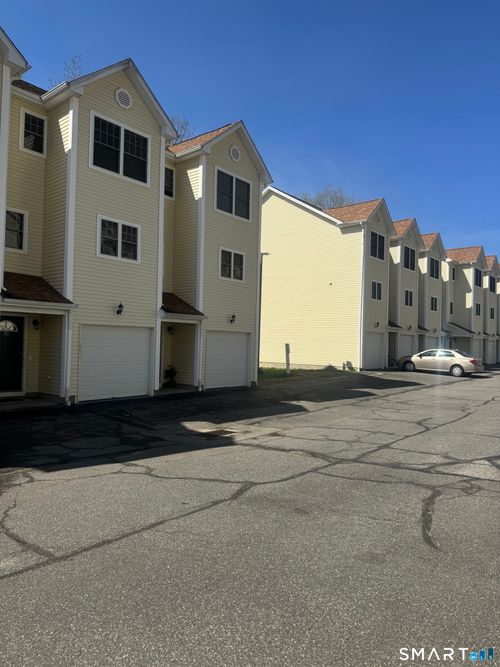 unit-30-527 W Thames St, Norwich, CT, 06360-7158 | Card Image