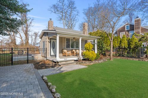 560 Lincoln Ave, Oakhurst, NJ, 07755-1144 | Card Image