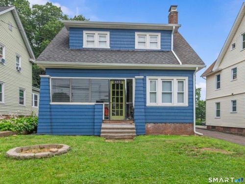 653 Forest Rd, West Haven, CT, 06516-7929 | Card Image