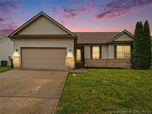 1704 Sydney Cir, Jeffersonville, IN, 47130-7809 | Card Image