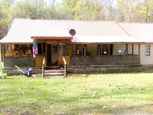 115 Spur Ln, Bruceton, TN, 38317-6203 | Card Image