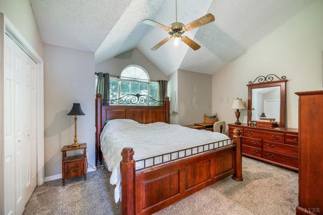 17 Jefferson Village Dr, Townhouse with 2 bedrooms, 2 bathrooms and null parking in Forest VA | Image 15