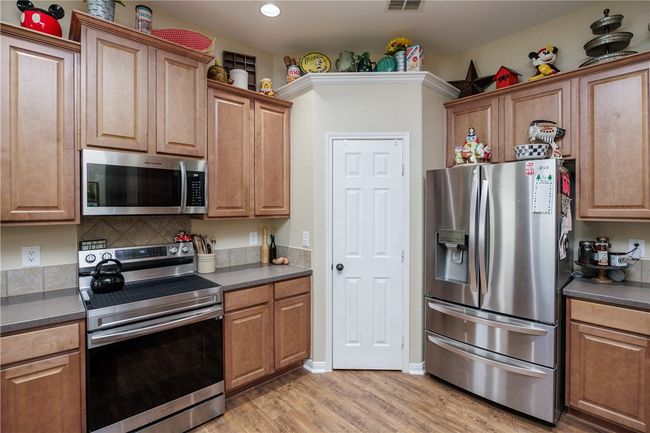 6005 Tapestry Dr, House other with 4 bedrooms, 2 bathrooms and null parking in Corpus Christi TX | Image 9