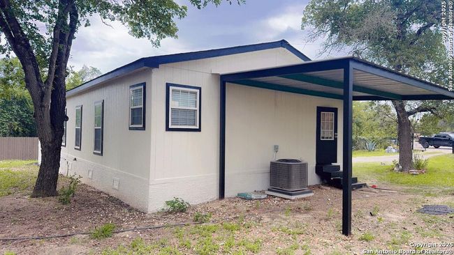 22902 Sweet Liberty, House other with 3 bedrooms, 5 bathrooms and null parking in Elmendorf TX | Image 16